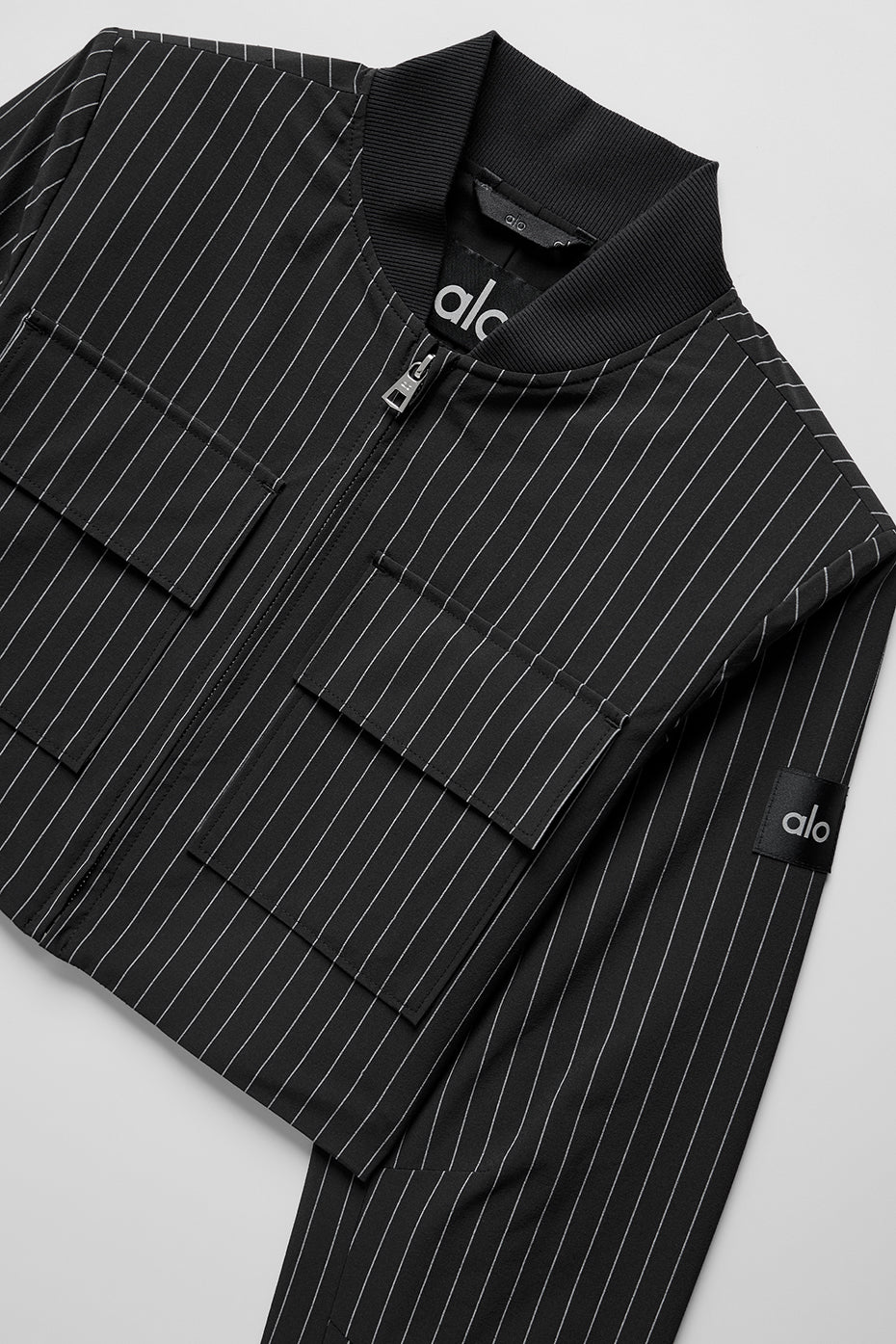 Veste courte à rayures fines avec fermeture éclair intégrale "De retour en stock"