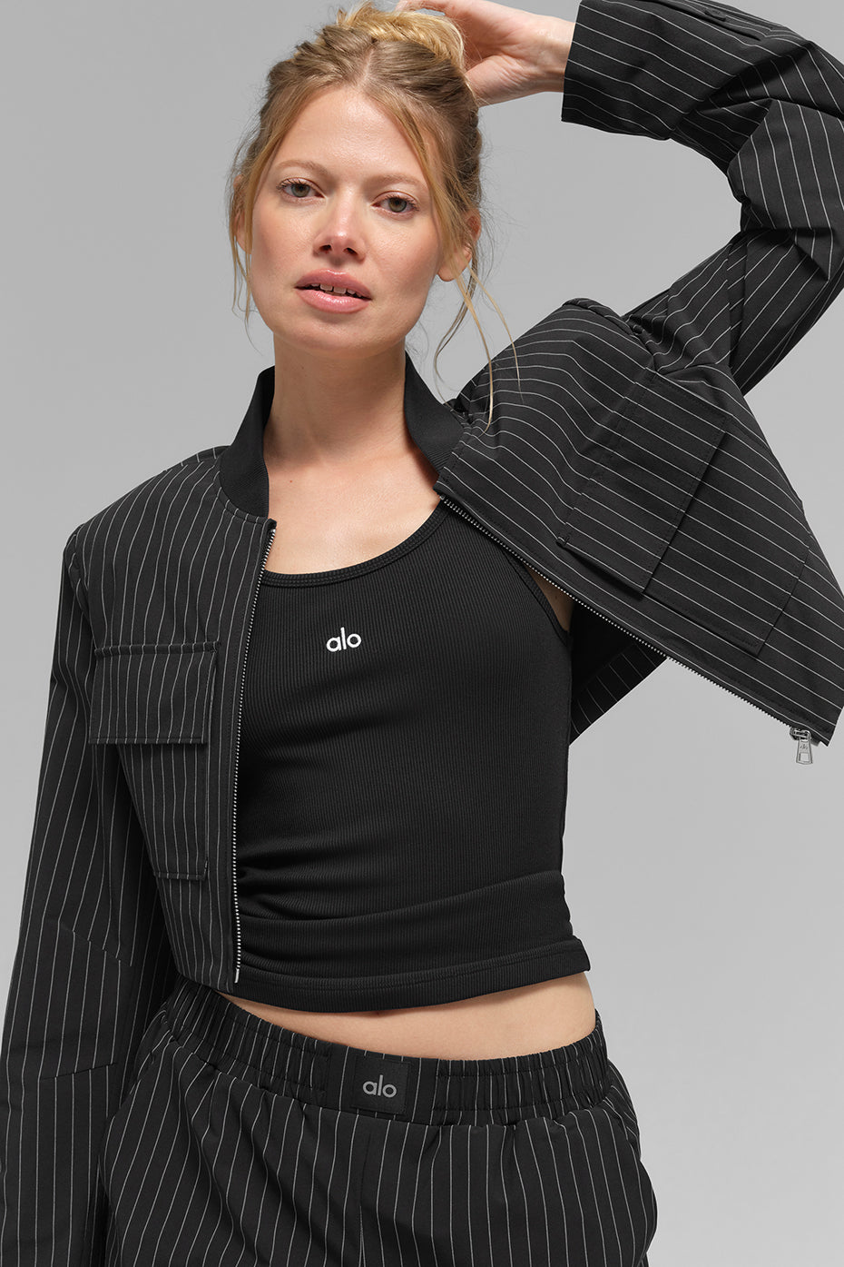 Veste courte à rayures fines avec fermeture éclair intégrale "De retour en stock"