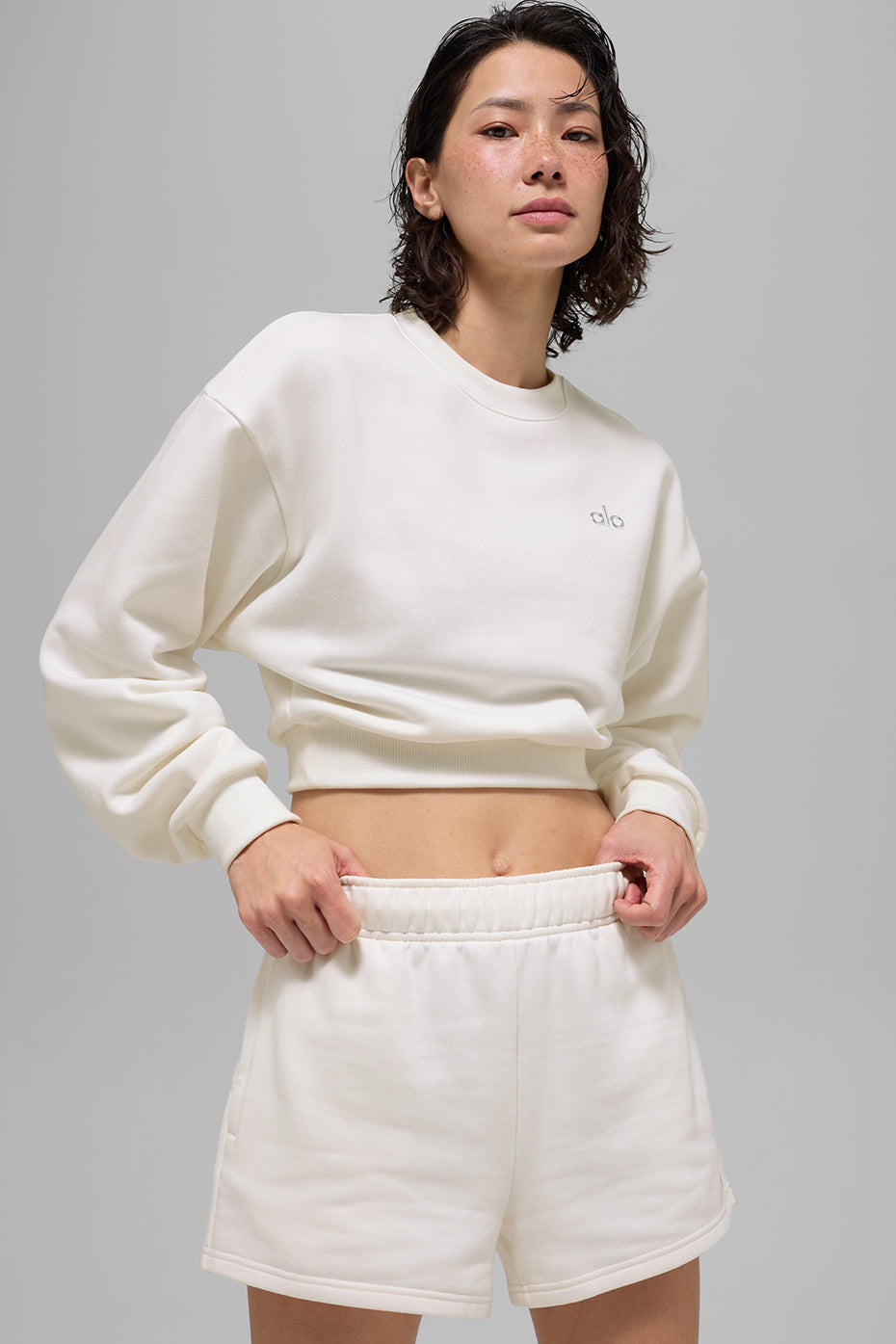 Accolade Short - Ivory